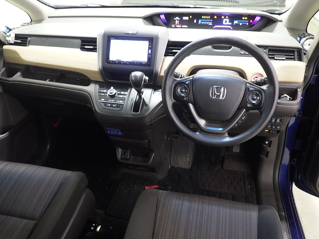 HONDA FREED