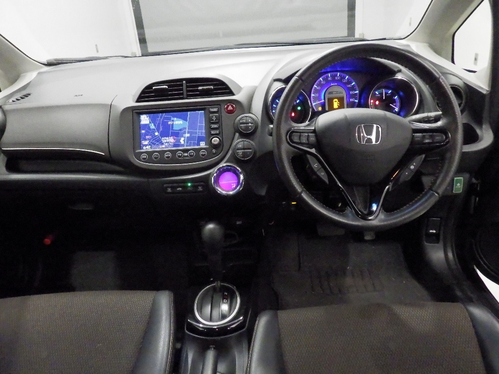 HONDA FIT SHUTTLE