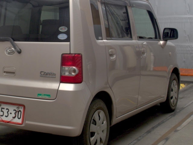 DAIHATSU MOVE CONTE