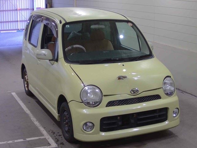 DAIHATSU MOVE LATTE