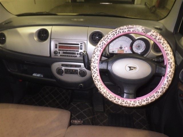 DAIHATSU MOVE LATTE