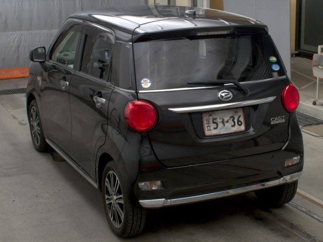 DAIHATSU CAST