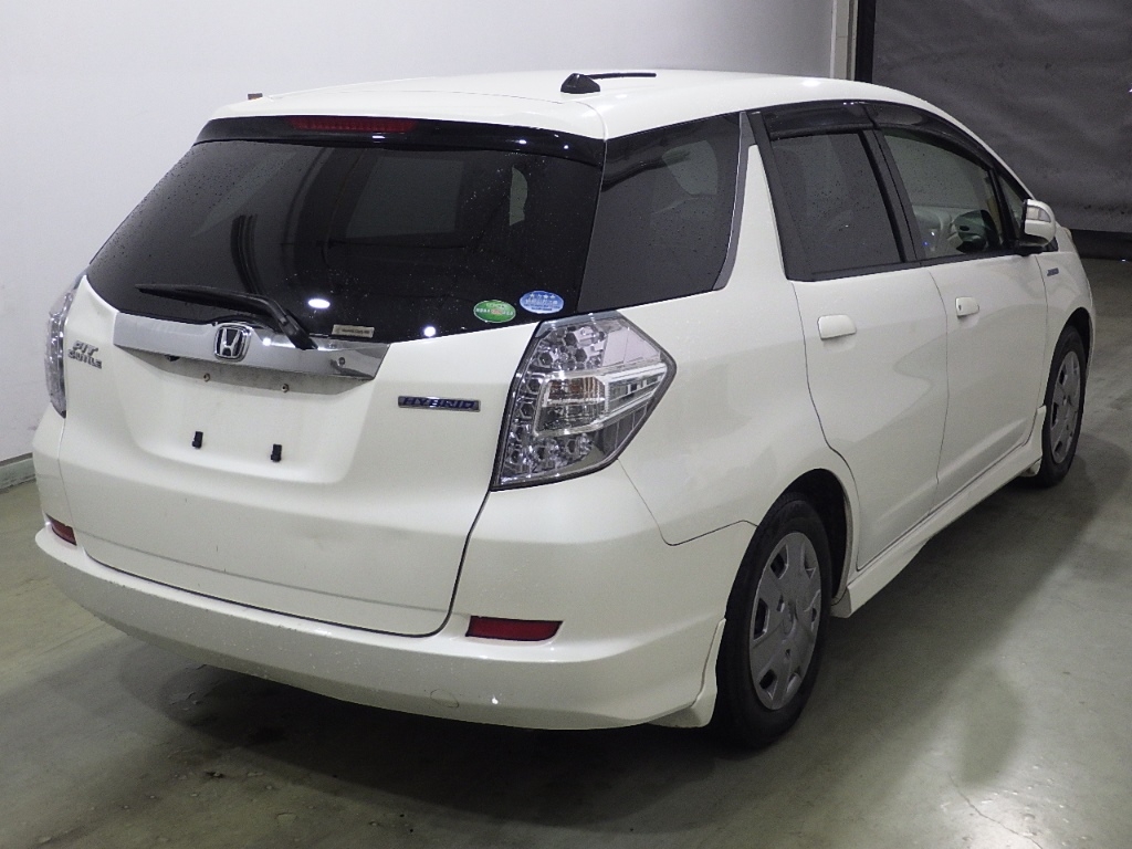 HONDA FIT SHUTTLE