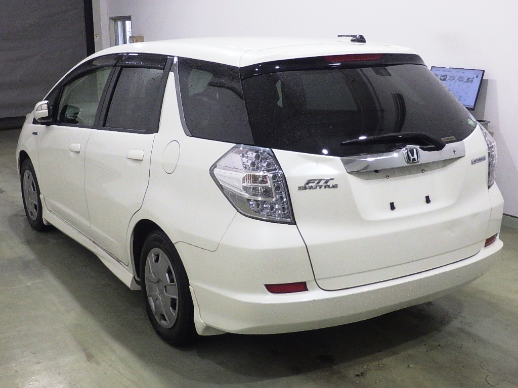 HONDA FIT SHUTTLE