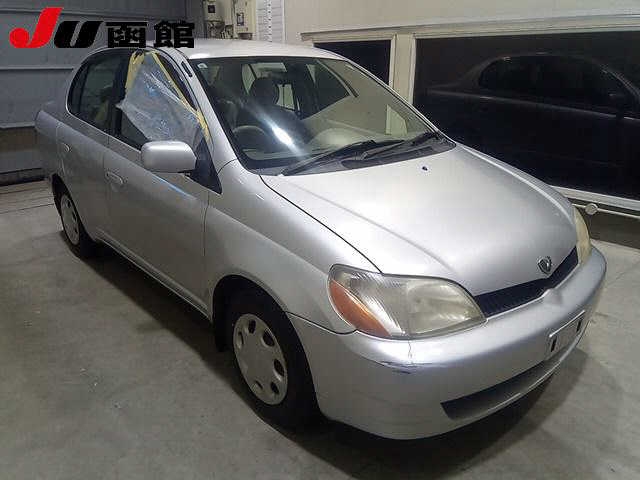 TOYOTA PLATZ