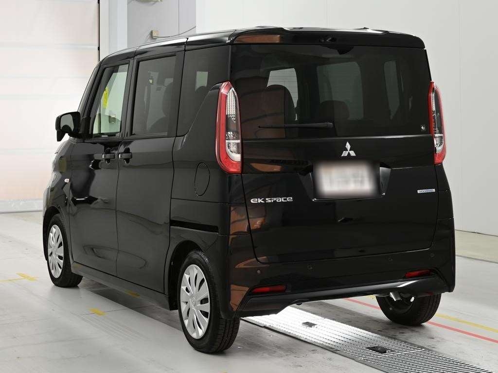 MITSUBISHI EK SPACE