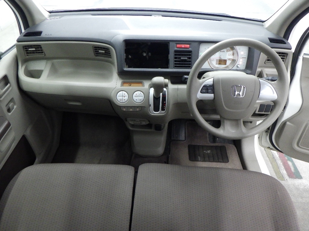 HONDA LIFE