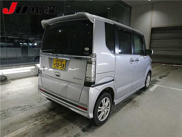 HONDA N-BOX