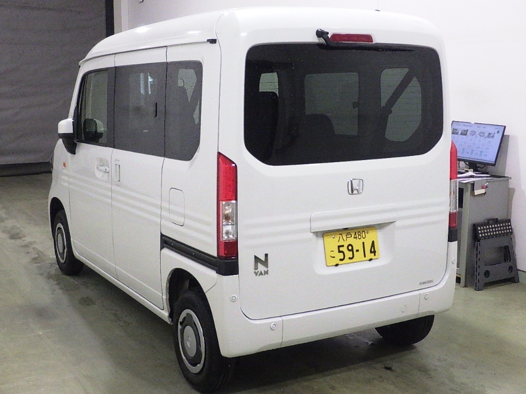 HONDA N-VAN