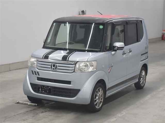 HONDA N-BOX