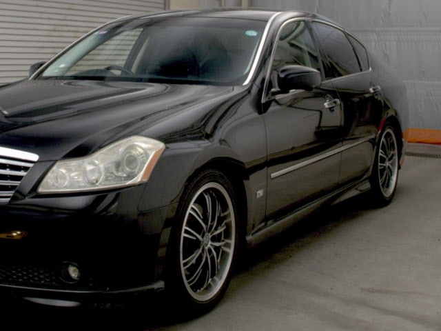 NISSAN FUGA