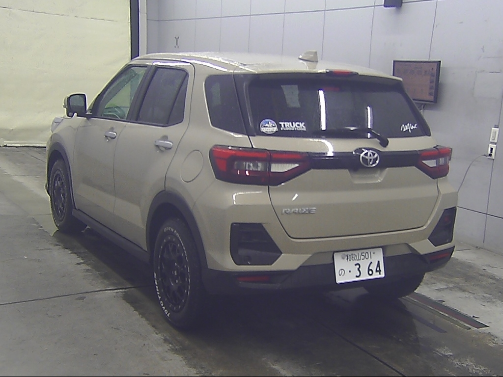 TOYOTA RAIZE