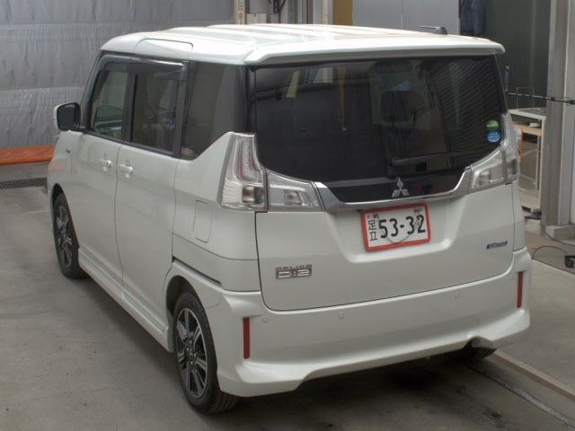 MITSUBISHI DELICA D:2