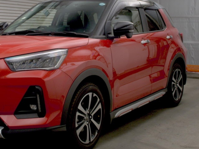 DAIHATSU ROCKY
