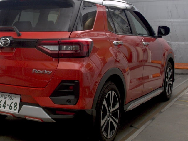 DAIHATSU ROCKY