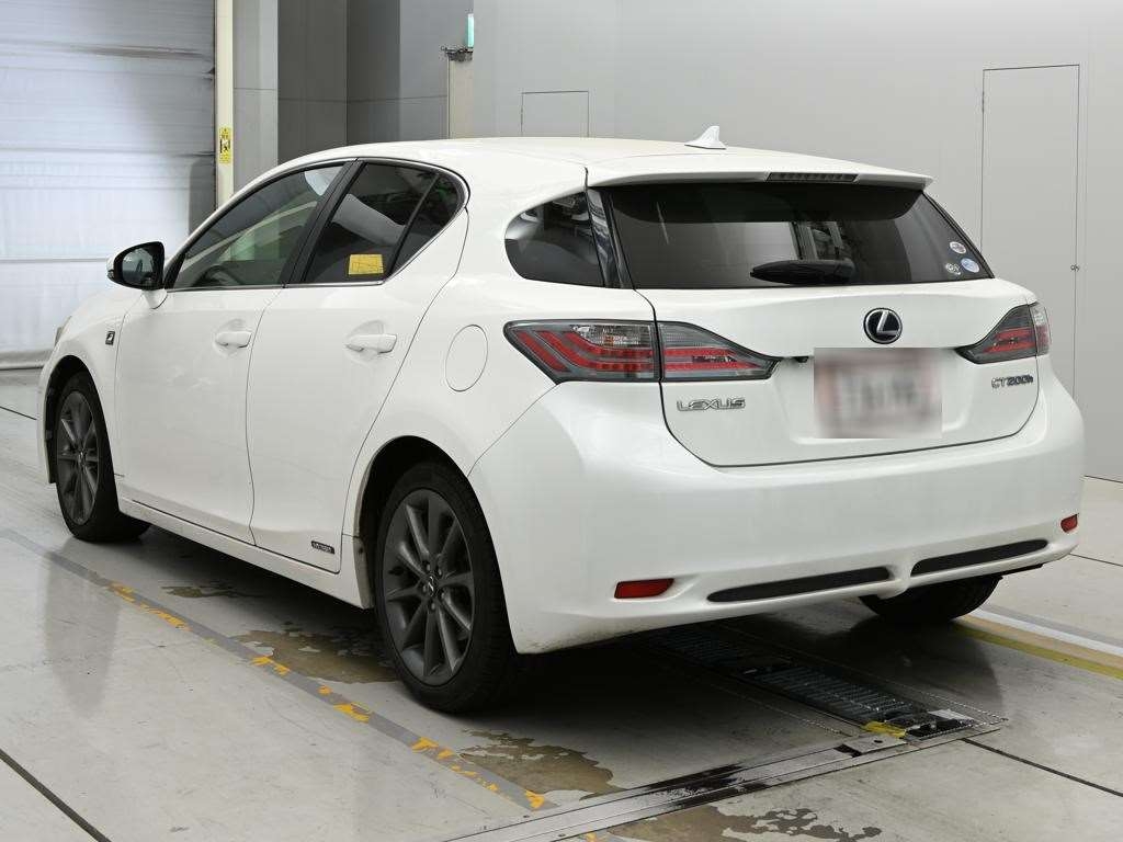 LEXUS CT200H