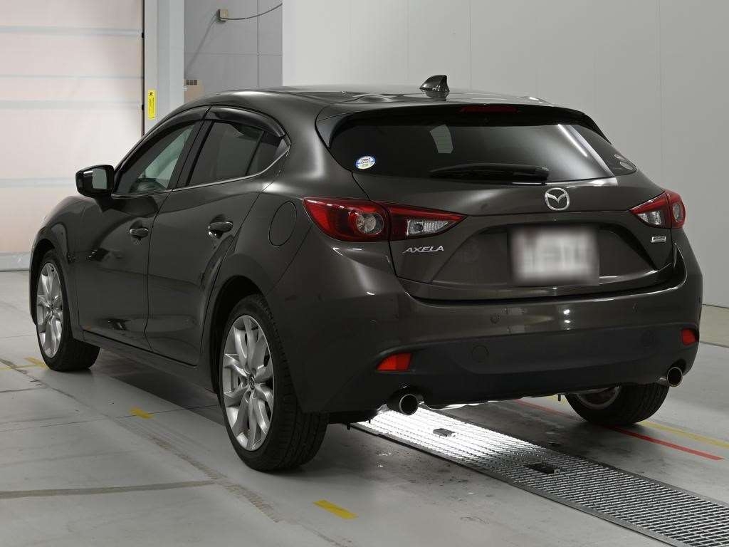 MAZDA AXELA