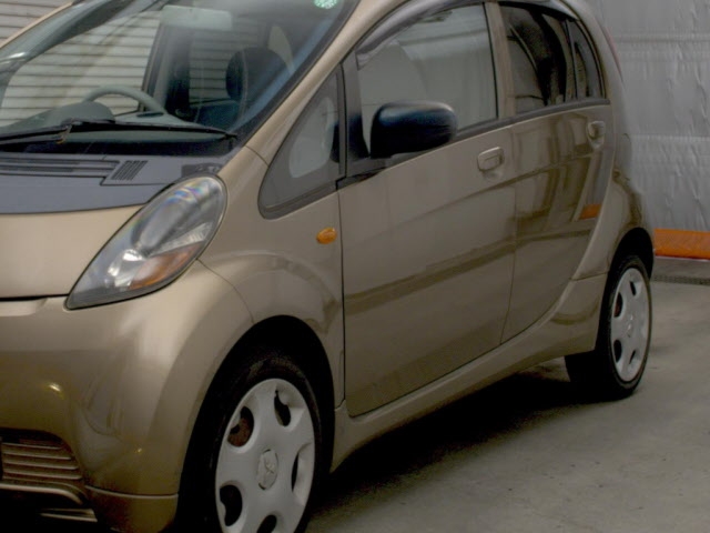 MITSUBISHI I