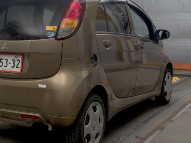 MITSUBISHI I