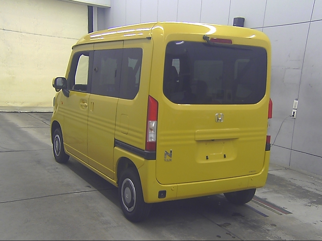 HONDA N-VAN
