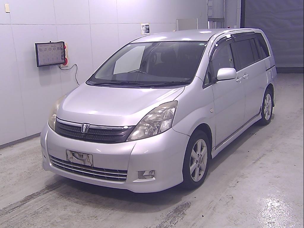 TOYOTA ISIS