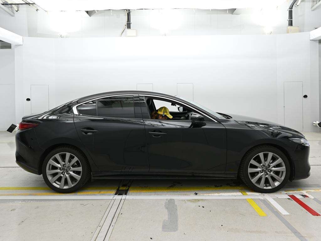 MAZDA MAZDA3