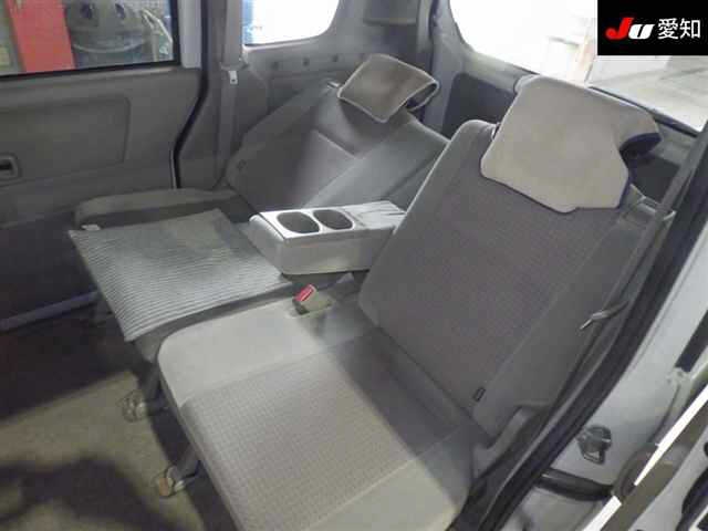 MITSUBISHI TOWN BOX