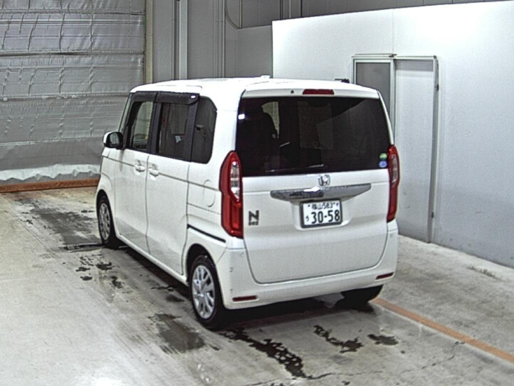 HONDA N-BOX