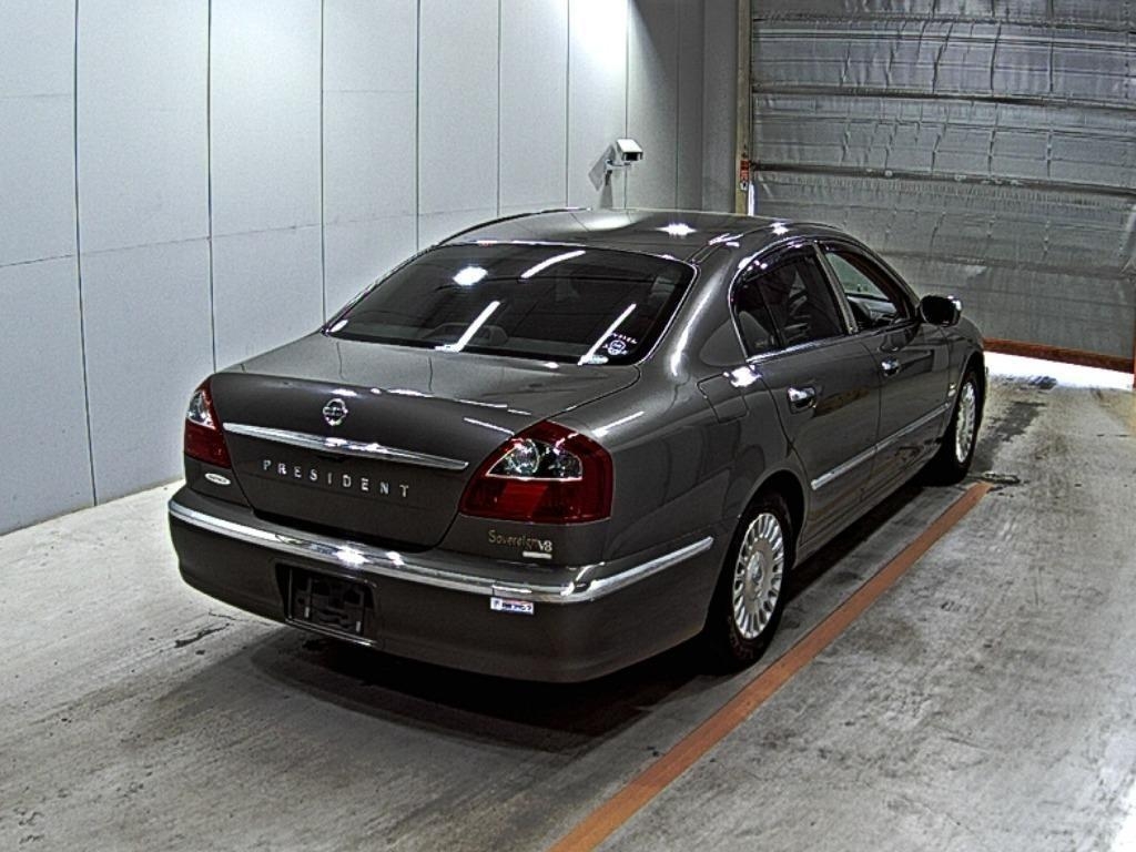 NISSAN PRESIDENT