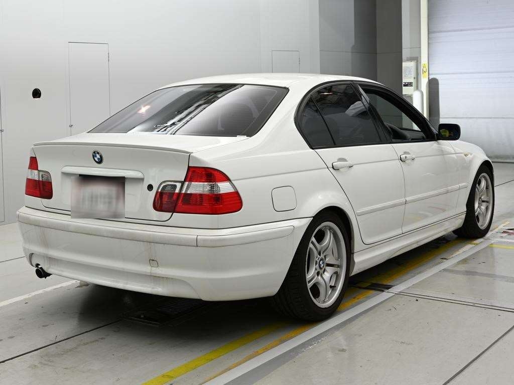 BMW 3-SERIES
