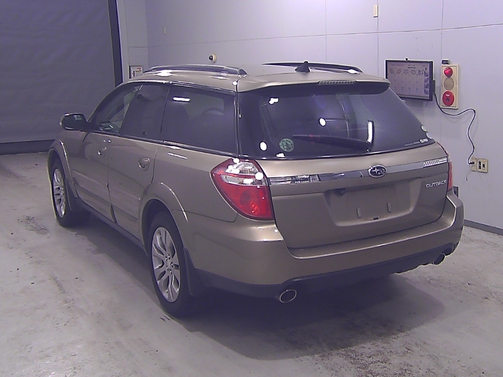 SUBARU OUTBACK