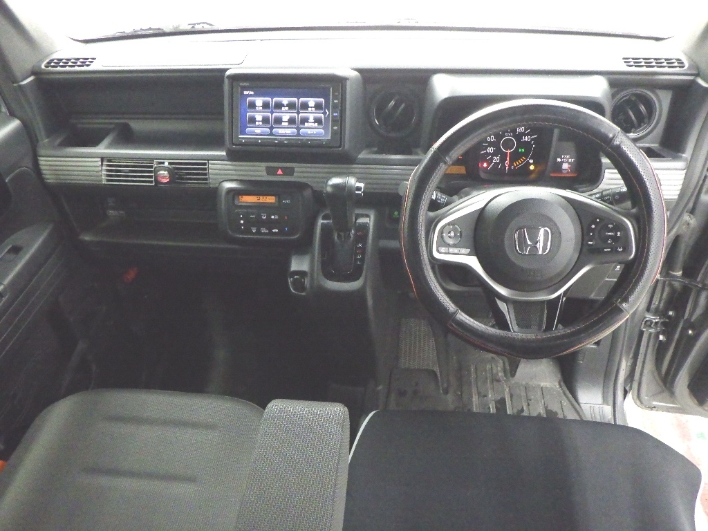 HONDA N-VAN