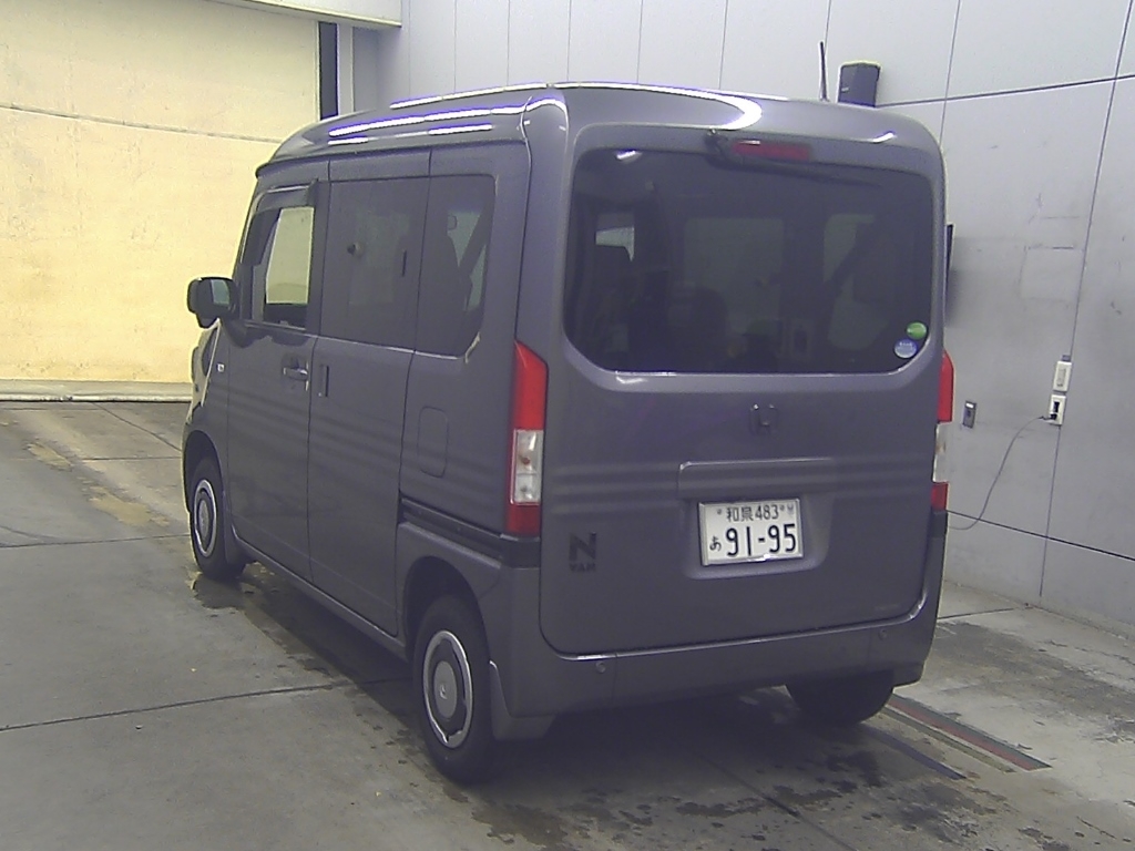 HONDA N-VAN