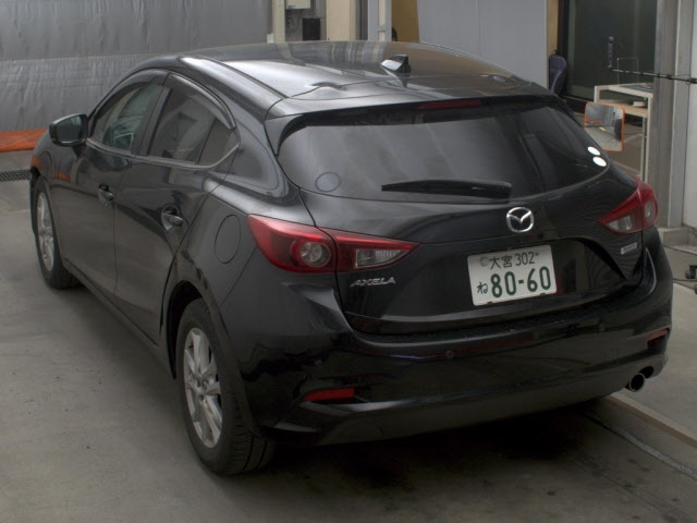 MAZDA AXELA