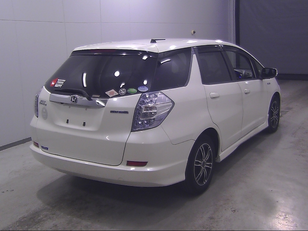 HONDA FIT SHUTTLE