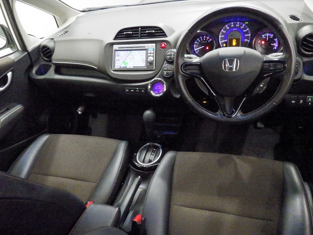 HONDA FIT SHUTTLE