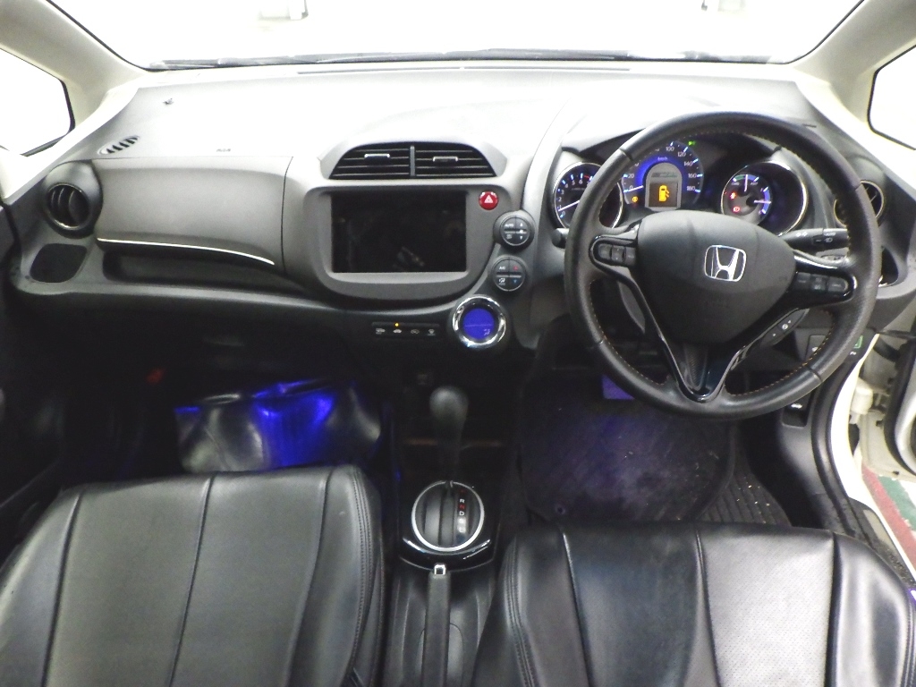 HONDA FIT SHUTTLE