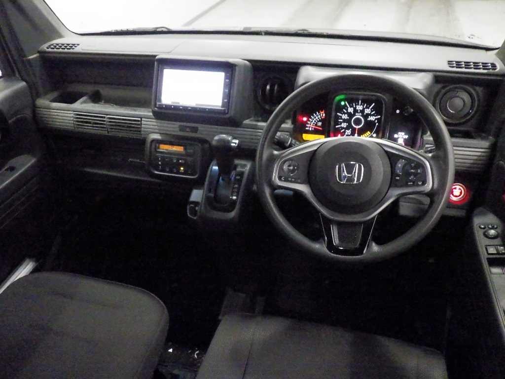 HONDA N-VAN
