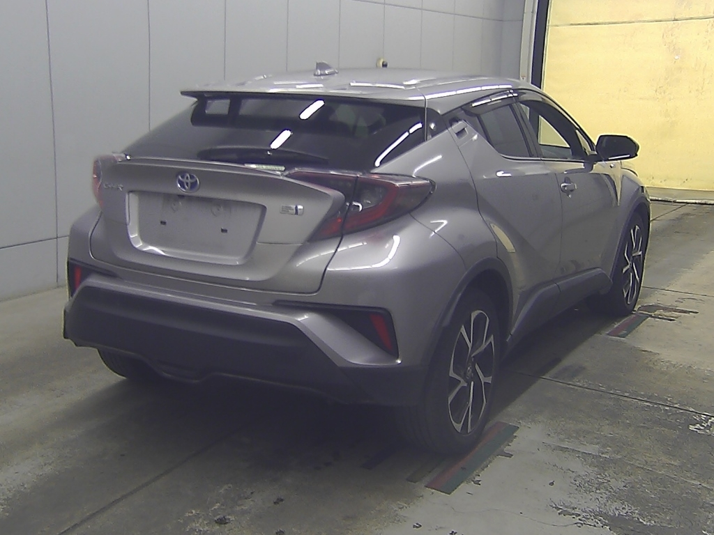 TOYOTA C-HR
