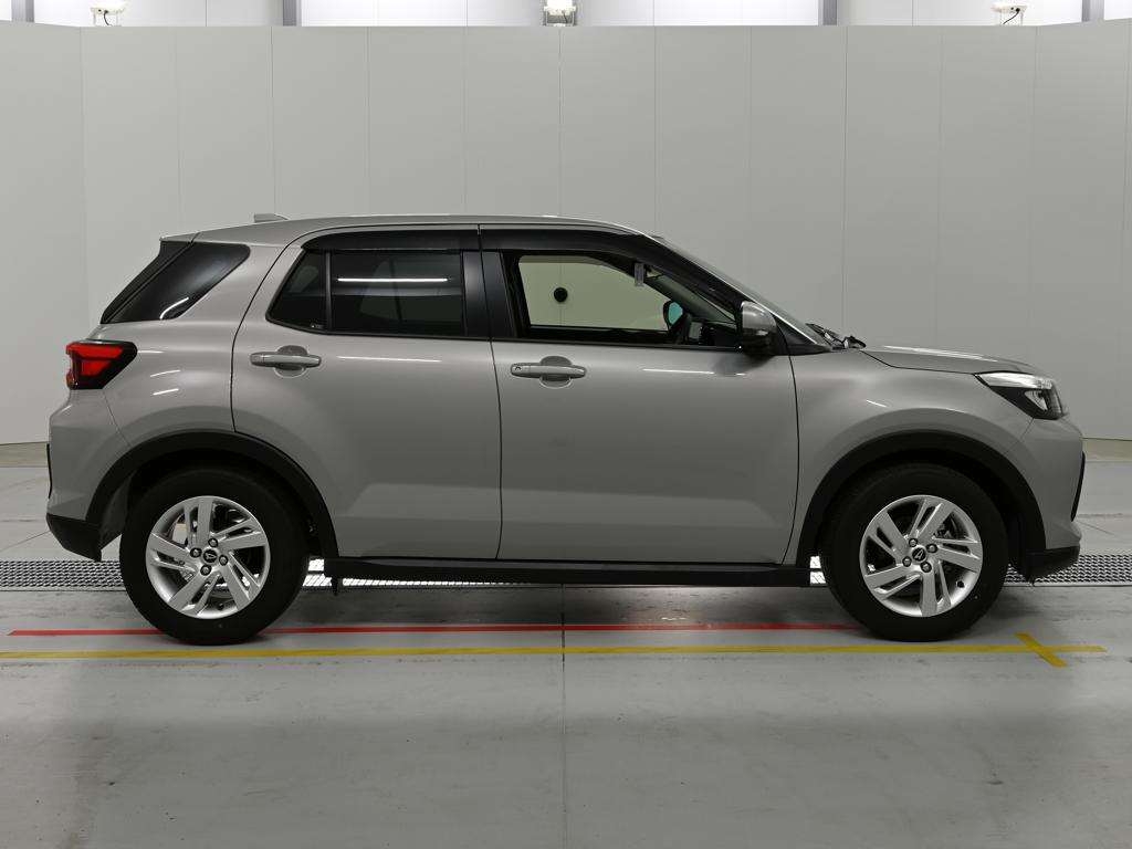 DAIHATSU ROCKY