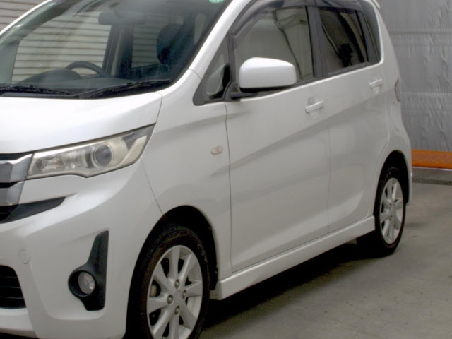 MITSUBISHI EK CUSTOM