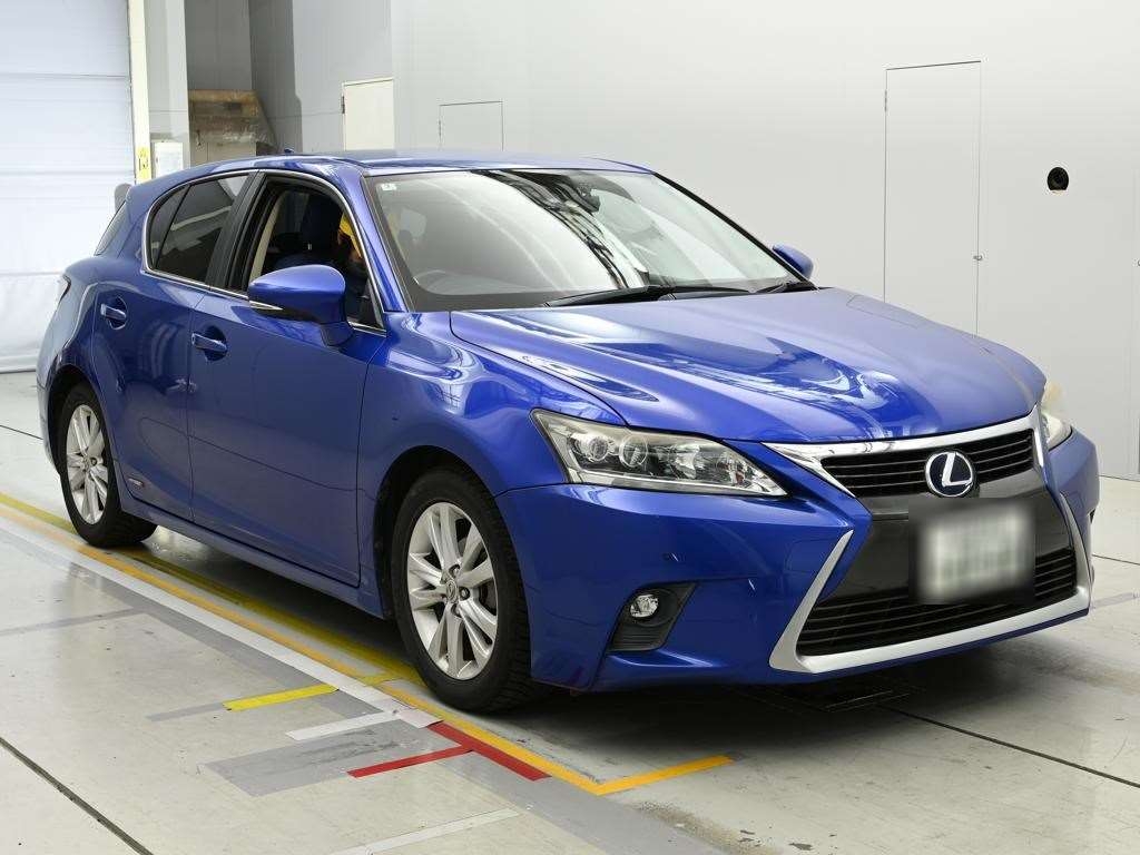 LEXUS CT200H