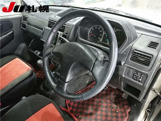 MITSUBISHI PAJERO MINI