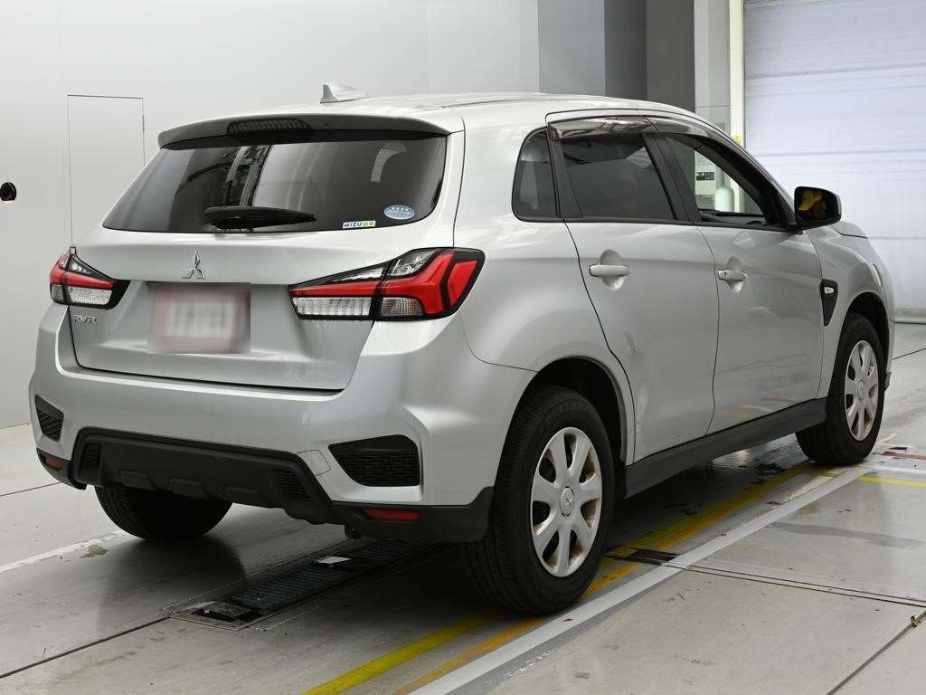 MITSUBISHI RVR