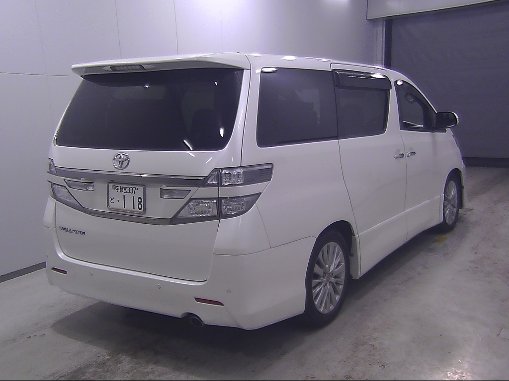 TOYOTA VELLFIRE