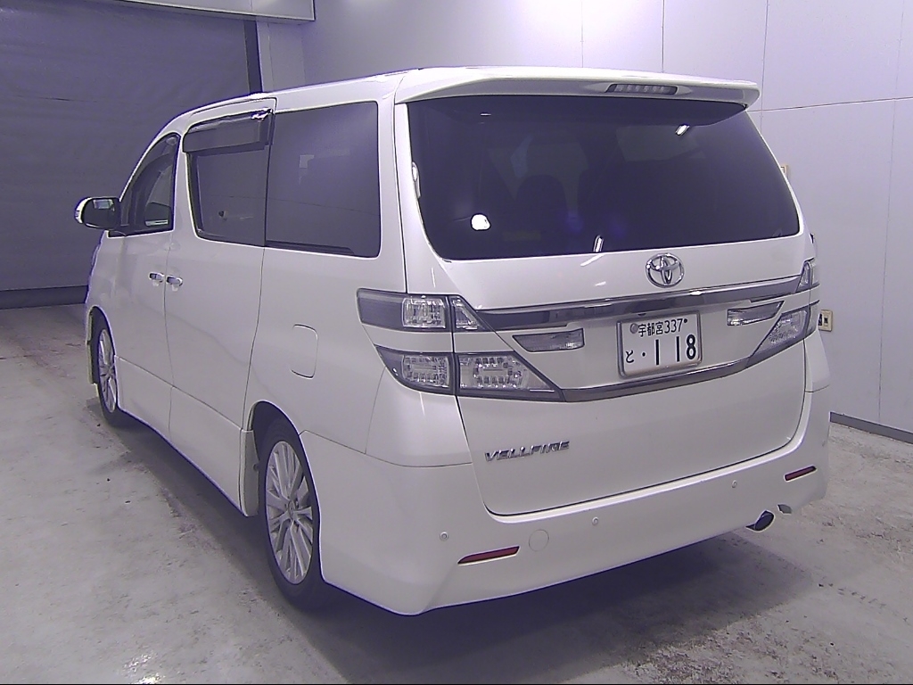 TOYOTA VELLFIRE