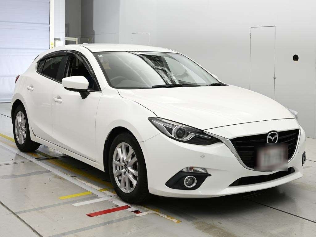 MAZDA AXELA