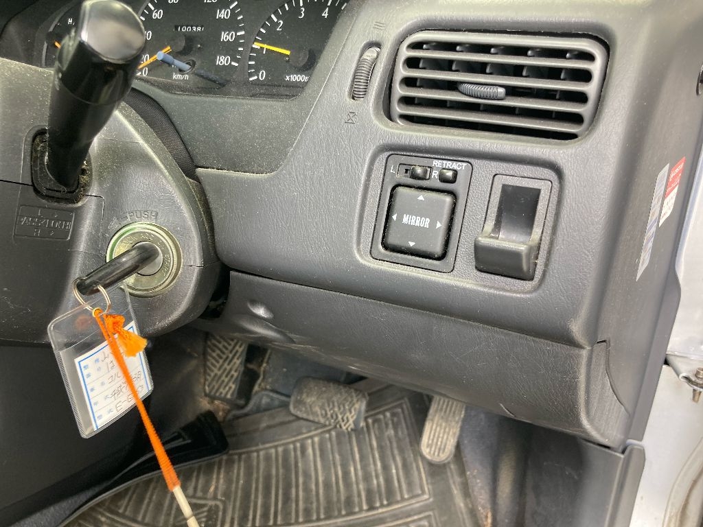 TOYOTA CORSA