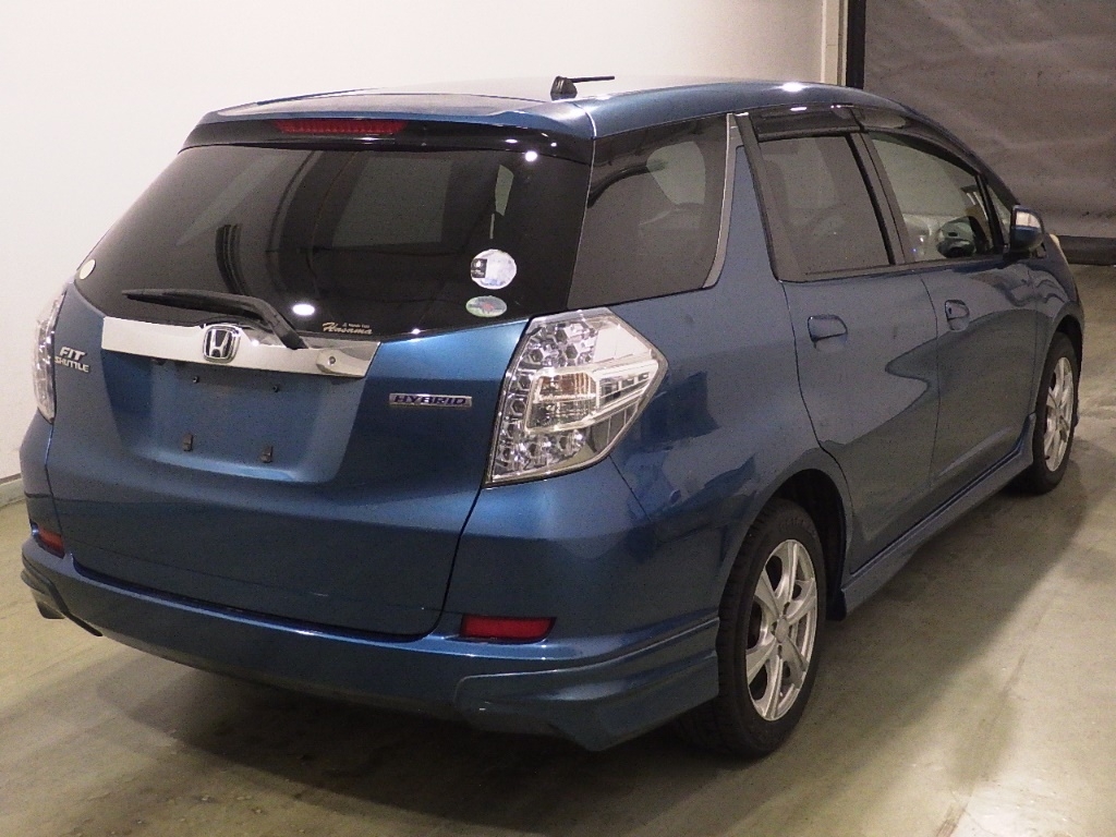 HONDA FIT SHUTTLE