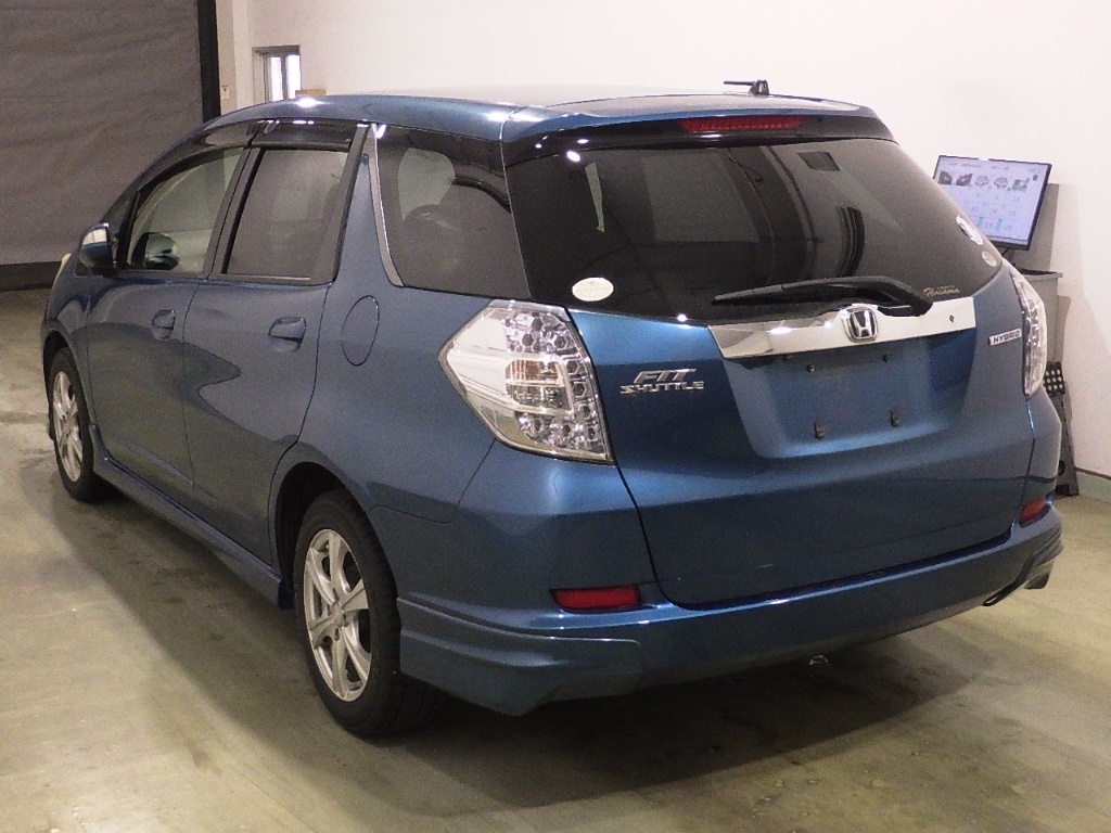 HONDA FIT SHUTTLE